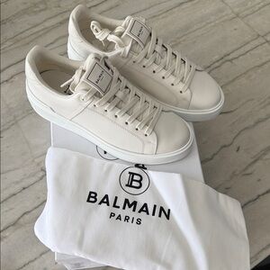 Balmain White/Silver Branded Shoe Box Labels